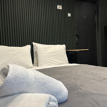 Central M - 5 Apartments 斯科普里 外观 照片