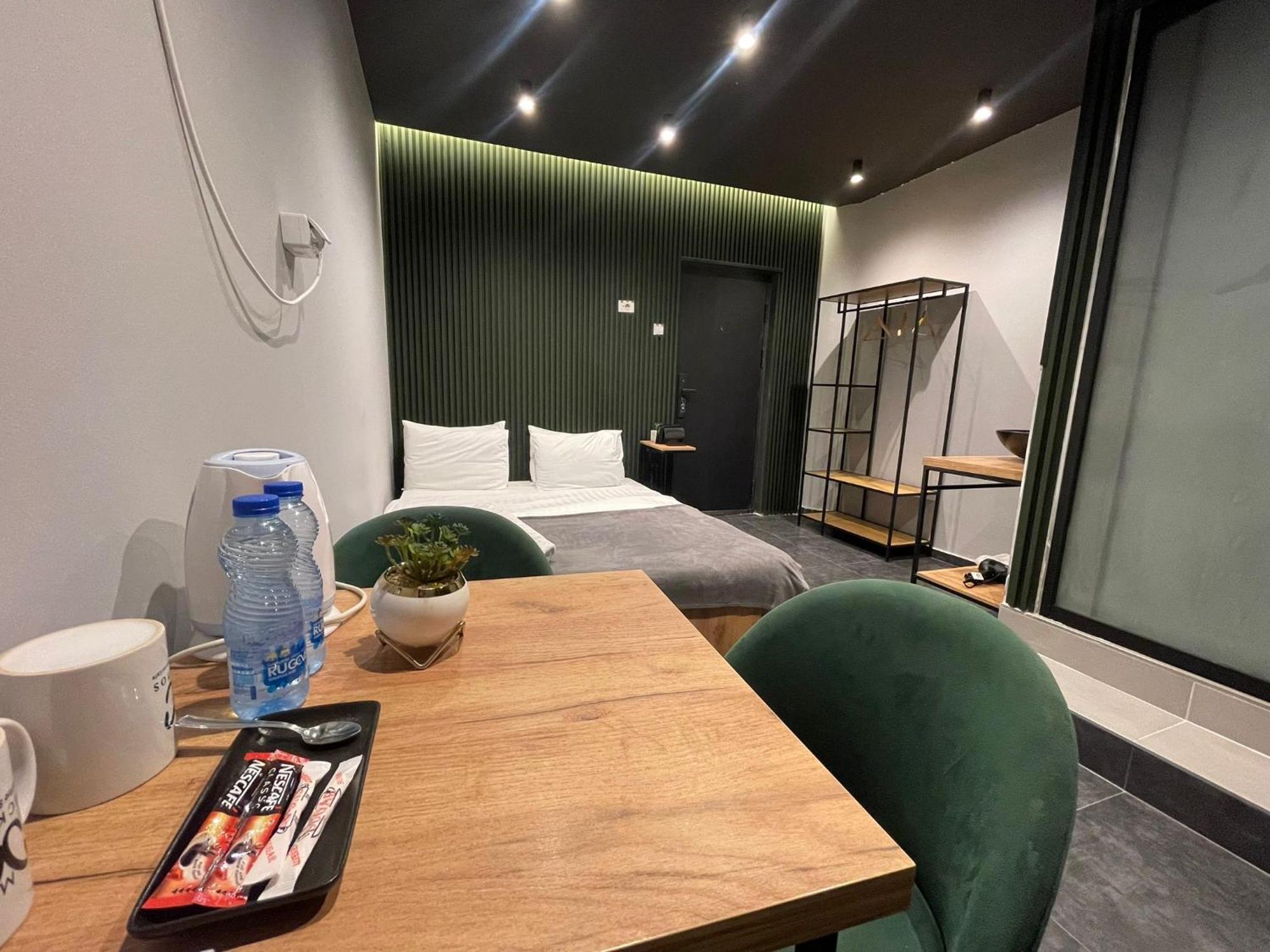 Central M - 5 Apartments 斯科普里 外观 照片